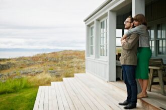 Should You Buy A Second Home? The Pros and Cons