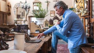 Should You Get A Cash Back Or Travel Card For Your Business?