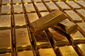 4 Things That Drive The Price Of Gold Higher And Lower