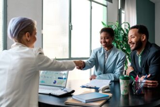 5 Types Of Financial Advisors: Which One Is Right For You?