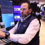 5 Sure-Fire Signs Of A Stock Market Bubble