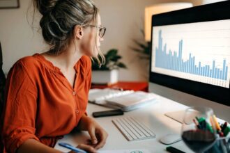 How To Research Stocks Like The Pros